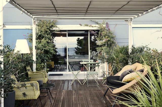 Veranda tuin aan huis